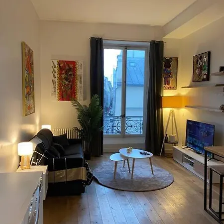 Grand Charonne Bastille Pop Art Apartment